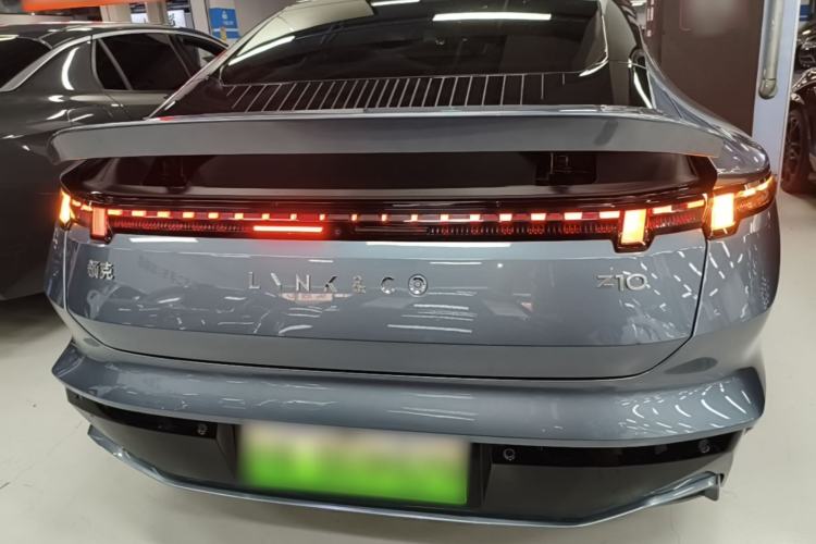 Used Lynk & Co Z10 2025 95 kWh 702 km All-Wheel Drive Intelligent Driving Ultra Rear