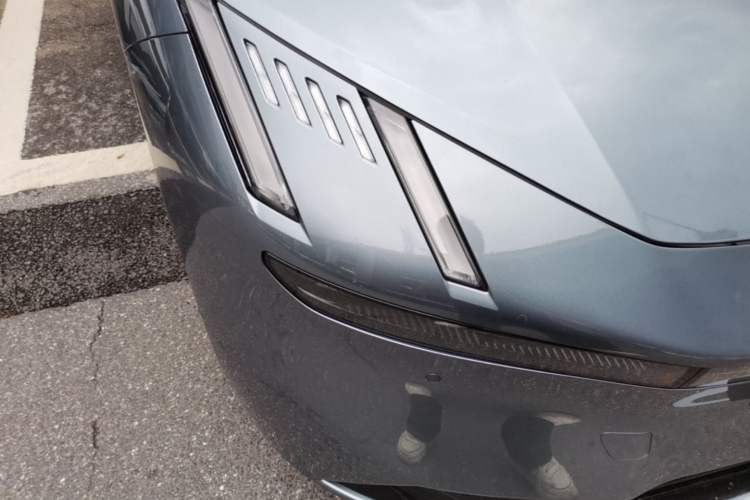 Used Lynk & Co Z10 2025 95 kWh 702 km All-Wheel Drive Intelligent Driving Ultra Right Front Headlight