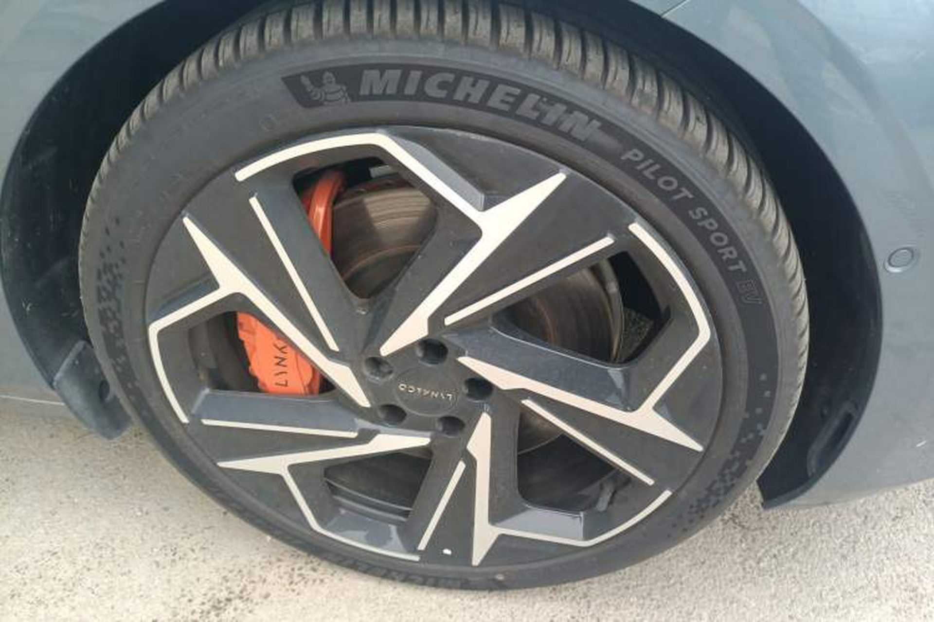 Used Lynk & Co Z10 2025 95 kWh 702 km All-Wheel Drive Intelligent Driving Ultra Right Front Wheel Hub