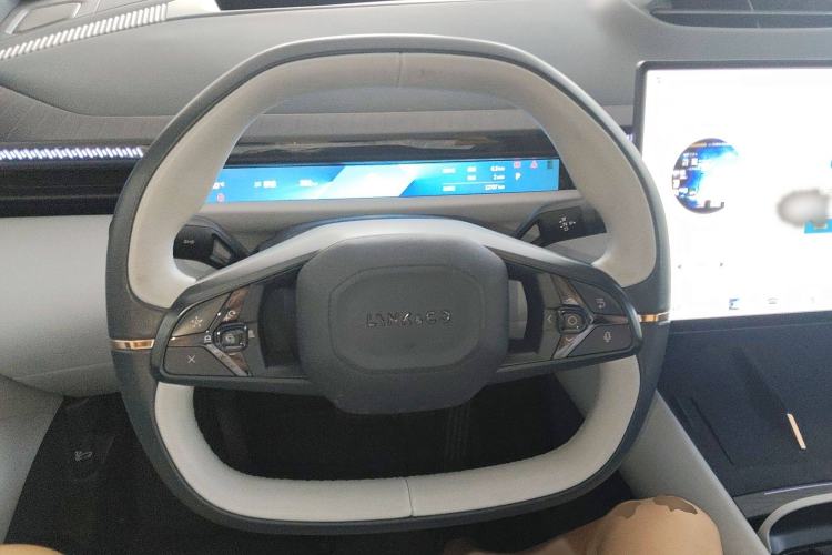 Used Lynk & Co Z10 2025 95 kWh 702 km All-Wheel Drive Intelligent Driving Ultra Steering Wheel