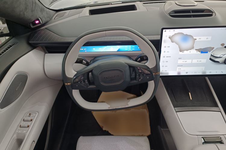 Used Lynk & Co Z10 2025 95 kWh 702 km All-Wheel Drive Intelligent Driving Ultra Steering Wheel