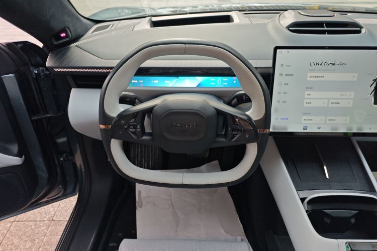 Used Lynk & Co Z10 2025 95 kWh 702 km All-Wheel Drive Intelligent Driving Ultra Steering Wheel