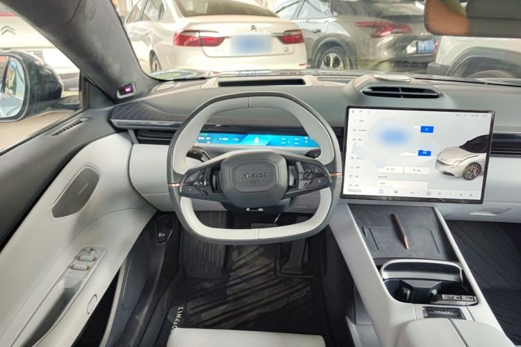Used Lynk & Co Z10 2025 95 kWh 702 km All-Wheel Drive Intelligent Driving Ultra Steering Wheel