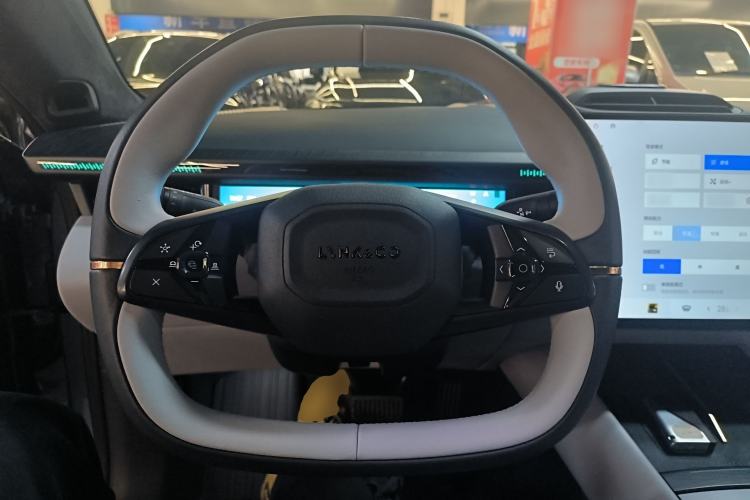 Used Lynk & Co Z10 2025 95 kWh 702 km All-Wheel Drive Intelligent Driving Ultra Steering Wheel