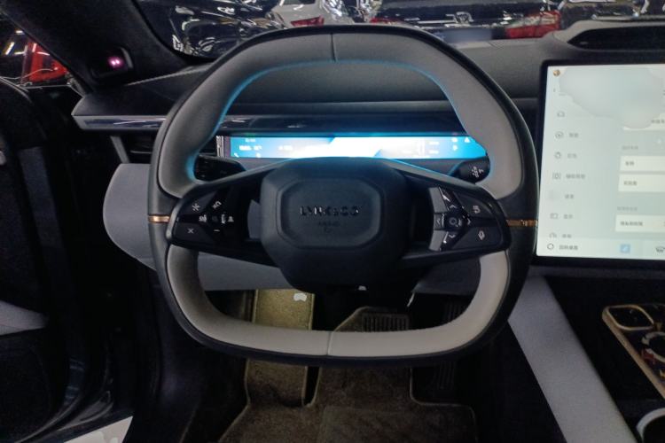 Used Lynk & Co Z10 2025 95 kWh 702 km All-Wheel Drive Intelligent Driving Ultra Steering Wheel