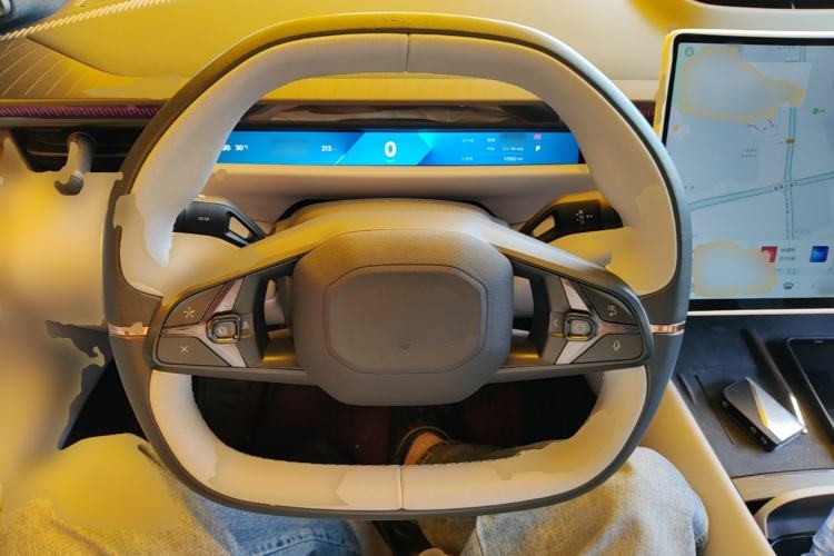 Used Lynk & Co Z10 2025 95 kWh 702 km All-Wheel Drive Intelligent Driving Ultra Steering Wheel