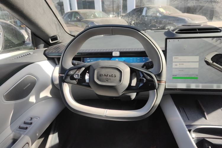 Used Lynk & Co Z10 2025 95 kWh 702 km All-Wheel Drive Intelligent Driving Ultra Steering Wheel