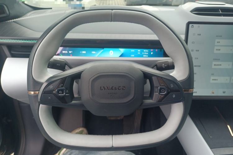 Used Lynk & Co Z10 2025 95 kWh 702 km All-Wheel Drive Intelligent Driving Ultra Steering Wheel