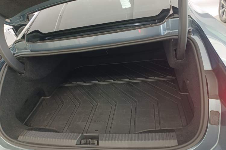Used Lynk & Co Z10 2025 95 kWh 702 km All-Wheel Drive Intelligent Driving Ultra Trunk