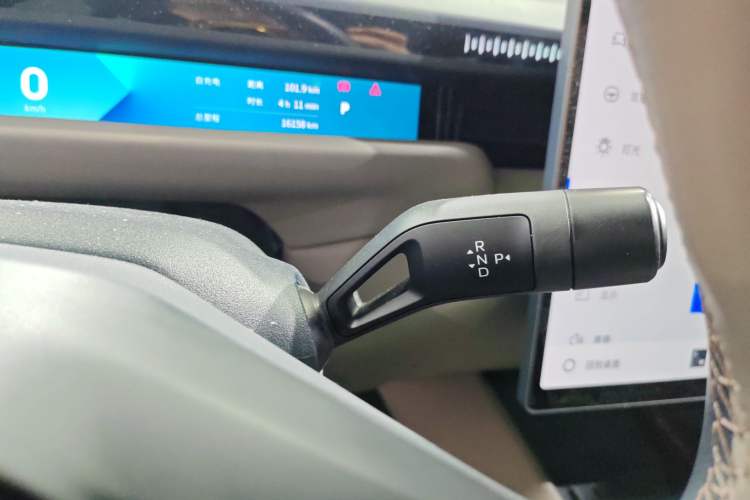 Used Lynk & Co Z10 2025 95 kWh 702 km All-Wheel Drive Intelligent Driving Ultra Gear Lever