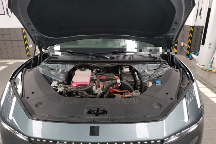 Used Lynk & Co Z10 2025 95 kWh 702 km All-Wheel Drive Intelligent Driving Ultra Engine Bay