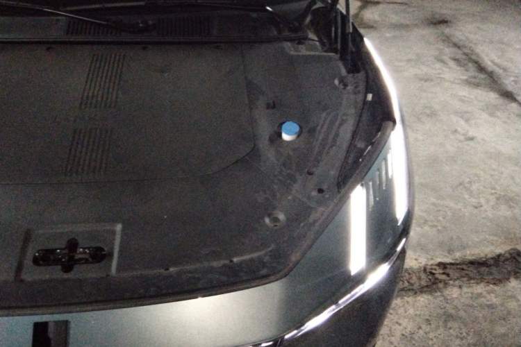 Used Lynk & Co Z10 2025 95 kWh 702 km All-Wheel Drive Intelligent Driving Ultra Engine Bay Left