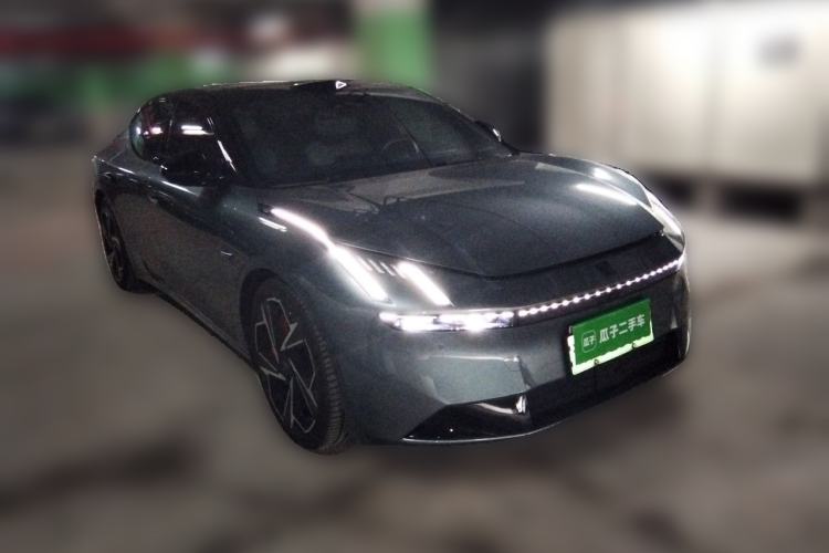 Used Lynk & Co Z10 2025 95 kWh 702 km All-Wheel Drive Intelligent Driving Ultra Front Right 45 Deg