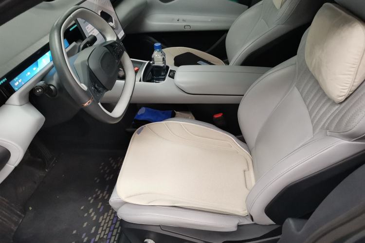 Used Lynk & Co Z10 2025 95 kWh 702 km All-Wheel Drive Intelligent Driving Ultra Left Front Seat