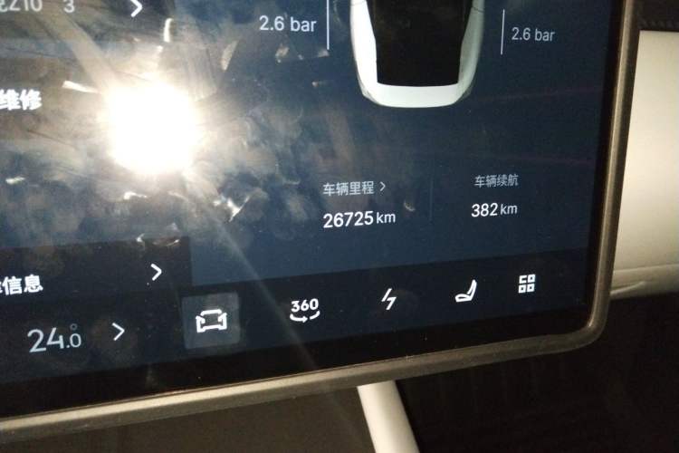 Used Lynk & Co Z10 2025 95 kWh 702 km All-Wheel Drive Intelligent Driving Ultra Odometer Close Up