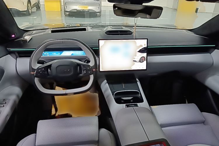 Used Lynk & Co Z10 2025 95 kWh 702 km All-Wheel Drive Intelligent Driving Ultra Center Console