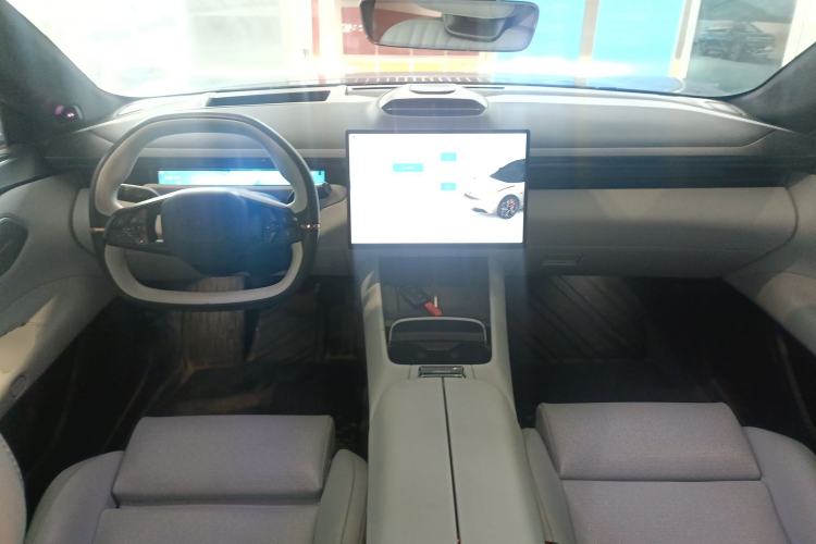 Used Lynk & Co Z10 2025 95 kWh 702 km All-Wheel Drive Intelligent Driving Ultra Center Console