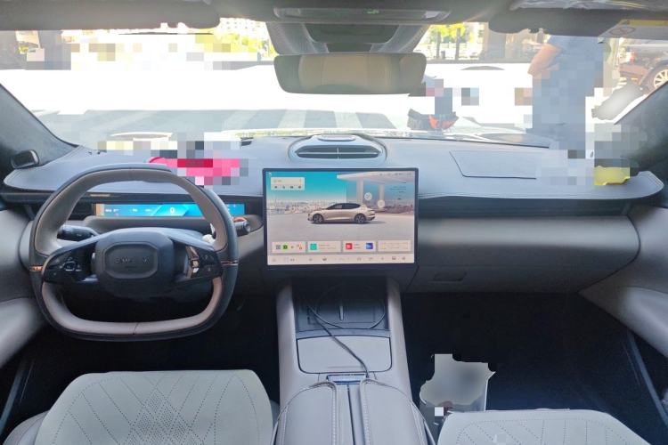 Used Lynk & Co Z10 2025 95 kWh 702 km All-Wheel Drive Intelligent Driving Ultra Center Console