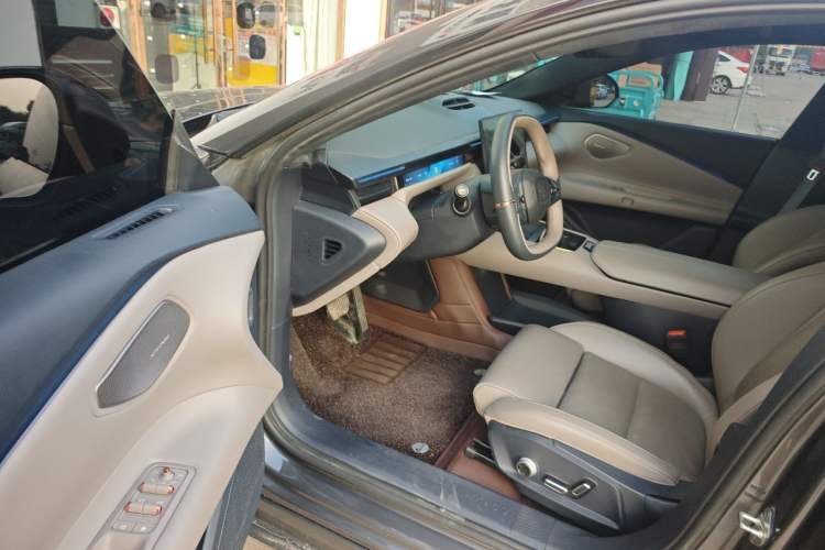 Used Lynk & Co Z10 2025 95 kWh 702 km All-Wheel Drive Intelligent Driving Ultra Driver Seat