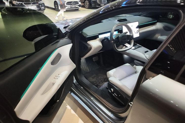 Used Lynk & Co Z10 2025 95 kWh 702 km All-Wheel Drive Intelligent Driving Ultra Driver Seat