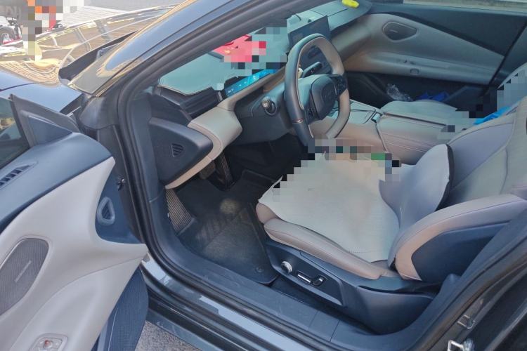 Used Lynk & Co Z10 2025 95 kWh 702 km All-Wheel Drive Intelligent Driving Ultra Driver Seat