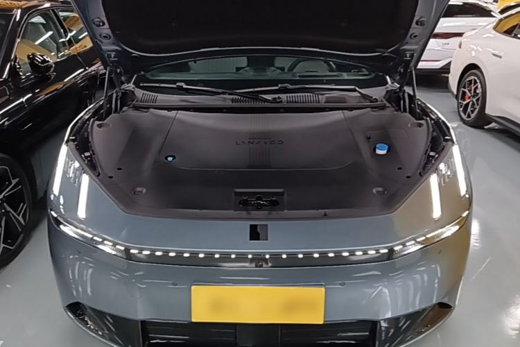 Used Lynk & Co Z10 2025 95 kWh 702 km All-Wheel Drive Intelligent Driving Ultra Engine Bay