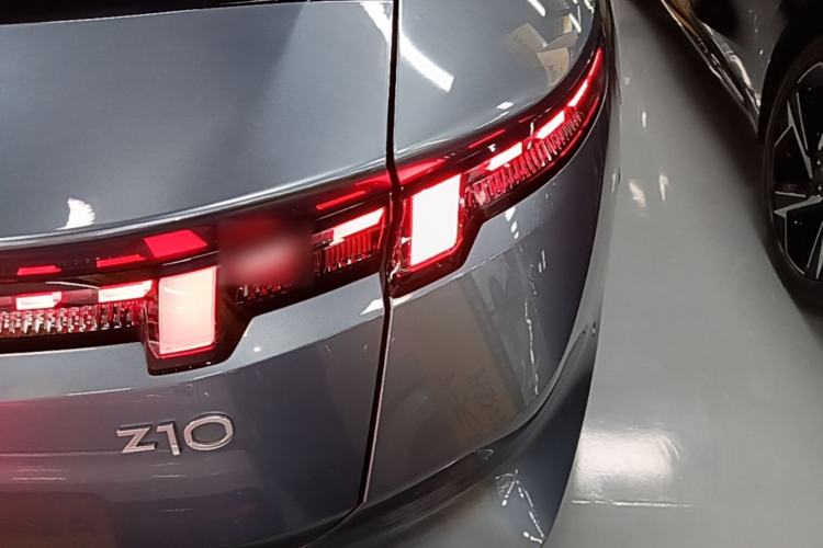 Used Lynk & Co Z10 2025 95 kWh 702 km All-Wheel Drive Intelligent Driving Ultra Exterior 3