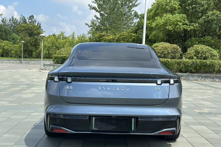 Used Lynk & Co Z10 2025 95 kWh 702 km All-Wheel Drive Intelligent Driving Ultra Exterior 3