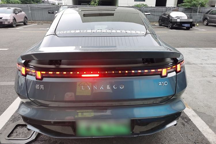 Used Lynk & Co Z10 2025 95 kWh 702 km All-Wheel Drive Intelligent Driving Ultra Exterior 4