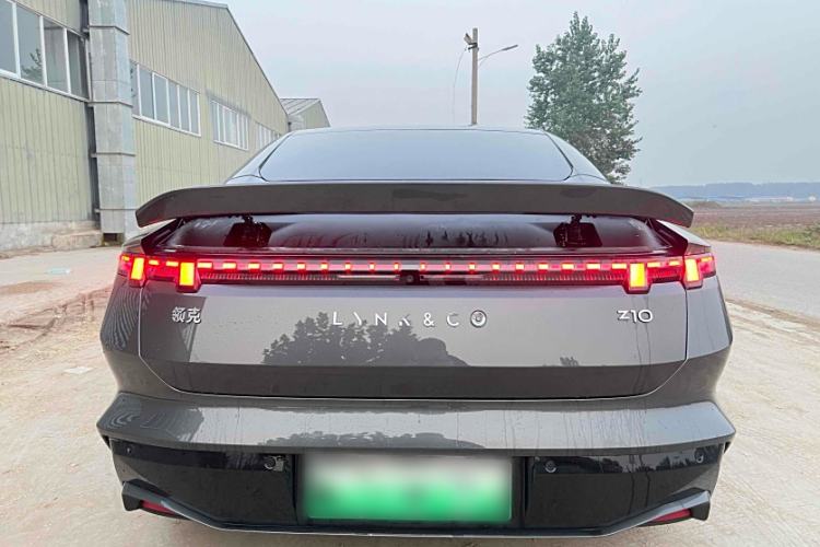 Used Lynk & Co Z10 2025 95 kWh 702 km All-Wheel Drive Intelligent Driving Ultra Exterior 4