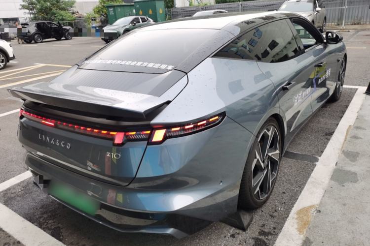 Used Lynk & Co Z10 2025 95 kWh 702 km All-Wheel Drive Intelligent Driving Ultra Exterior 5