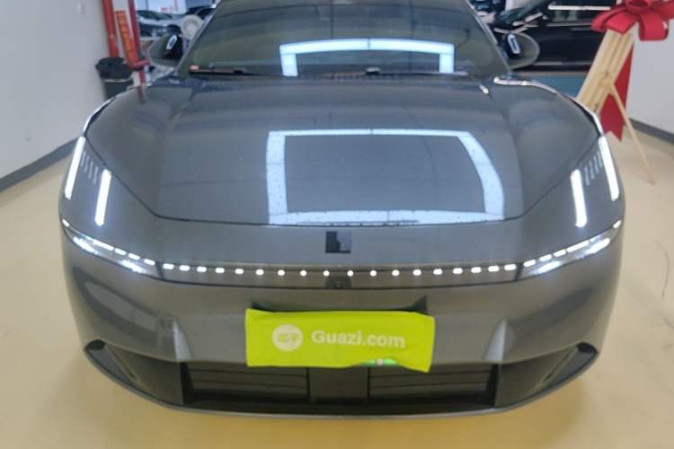 Used Lynk & Co Z10 2025 95 kWh 766 km Range Rear-Wheel Drive Max Front