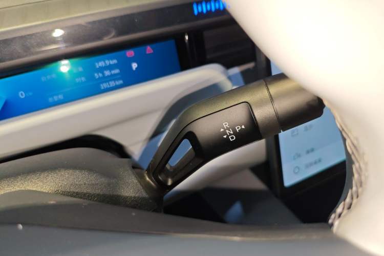 Used Lynk & Co Z10 2025 95 kWh 702 km All-Wheel Drive Intelligent Driving Ultra Gear Lever