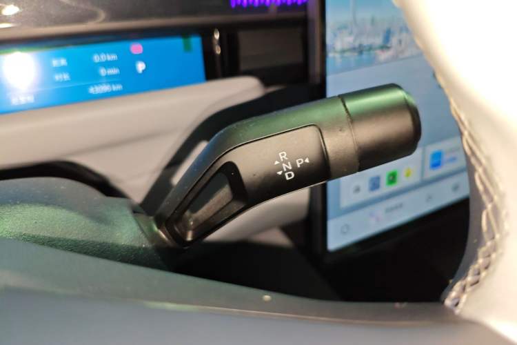Used Lynk & Co Z10 2025 95 kWh 702 km All-Wheel Drive Intelligent Driving Ultra Gear Lever
