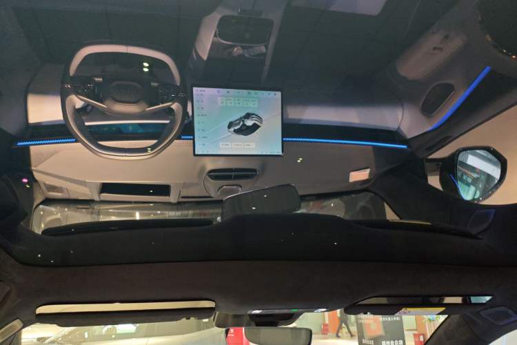 Used Lynk & Co Z10 2025 95 kWh 702 km All-Wheel Drive Intelligent Driving Ultra Headliner