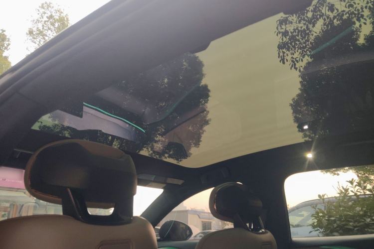 Used Lynk & Co Z10 2025 95 kWh 766 km Range Rear-Wheel Drive Max Headliner
