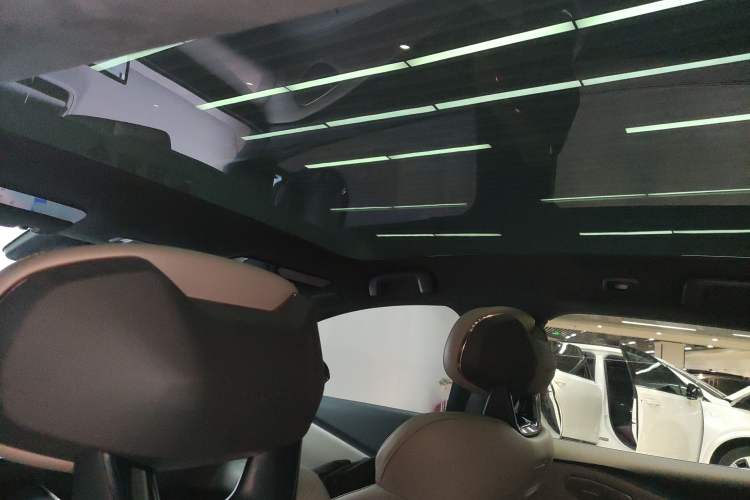 Used Lynk & Co Z10 2025 95 kWh 702 km All-Wheel Drive Intelligent Driving Ultra Headliner