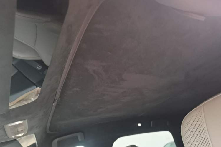 Used Lynk & Co Z10 2025 95 kWh 766 km Range Rear-Wheel Drive Max Headliner