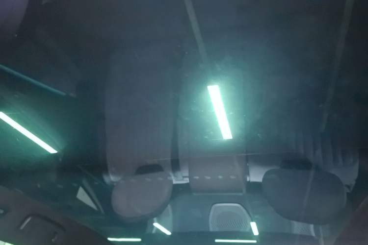 Used Lynk & Co Z10 2025 95 kWh 766 km Range Rear-Wheel Drive Max Headliner