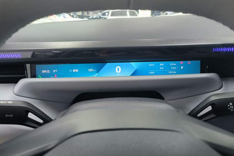 Used Lynk & Co Z10 2025 95 kWh 702 km All-Wheel Drive Intelligent Driving Ultra Instrument Cluster