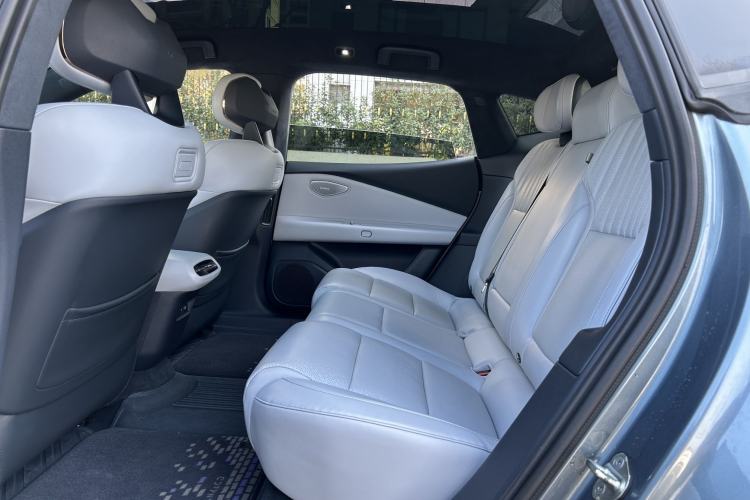 Used Lynk & Co Z10 2025 95 kWh 702 km All-Wheel Drive Intelligent Driving Ultra Interior 3