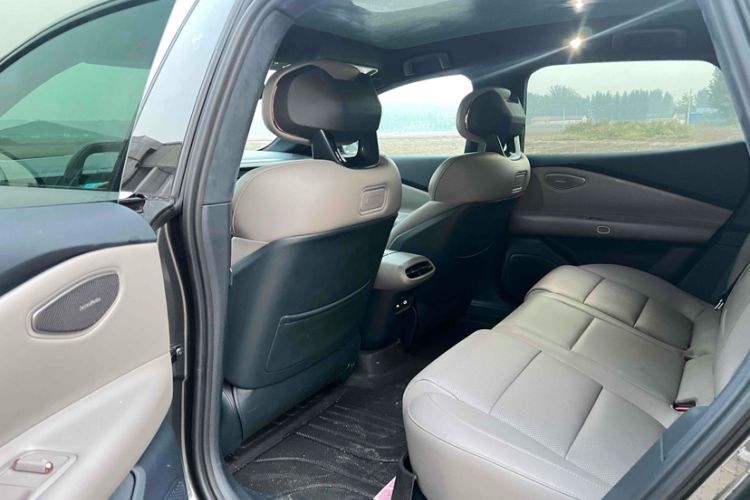 Used Lynk & Co Z10 2025 95 kWh 702 km All-Wheel Drive Intelligent Driving Ultra Interior 3