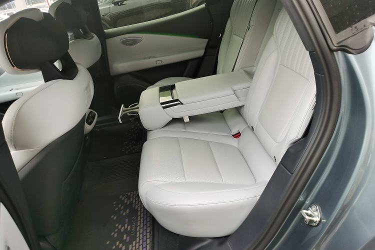 Used Lynk & Co Z10 2025 95 kWh 702 km All-Wheel Drive Intelligent Driving Ultra Interior 4
