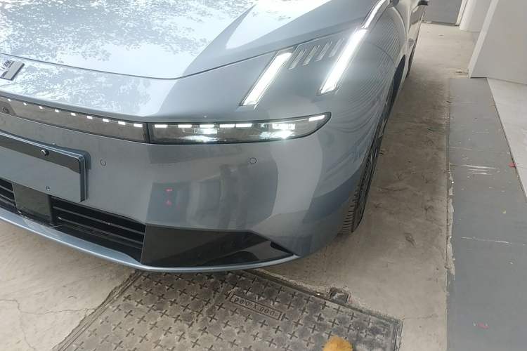 Used Lynk & Co Z10 2025 95 kWh 702 km All-Wheel Drive Intelligent Driving Ultra Left Front Headlight
