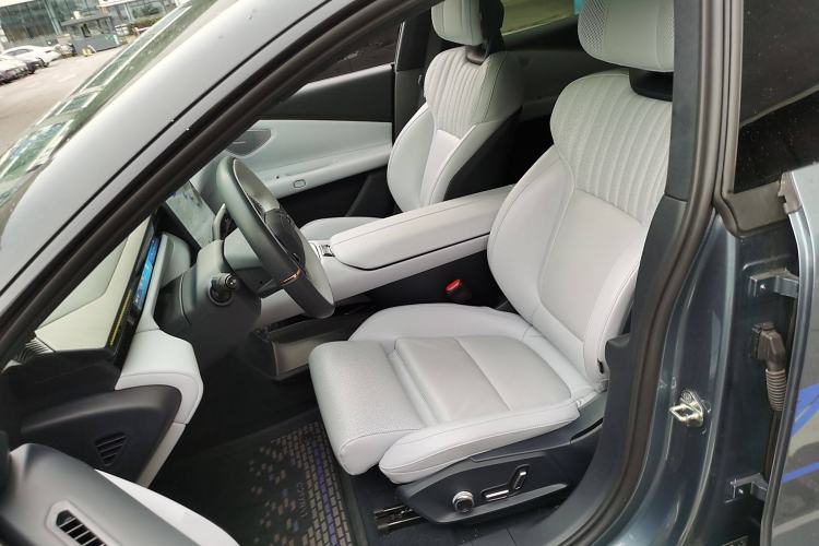 Used Lynk & Co Z10 2025 95 kWh 702 km All-Wheel Drive Intelligent Driving Ultra Left Front Seat