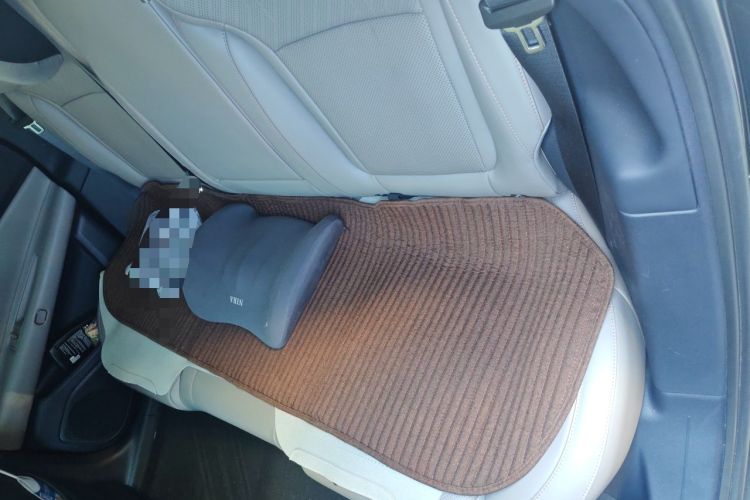 Used Lynk & Co Z10 2025 95 kWh 702 km All-Wheel Drive Intelligent Driving Ultra Left Rear Seat
