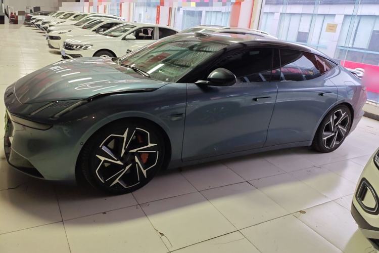 Used Lynk & Co Z10 2025 95 kWh 702 km All-Wheel Drive Intelligent Driving Ultra Left Side
