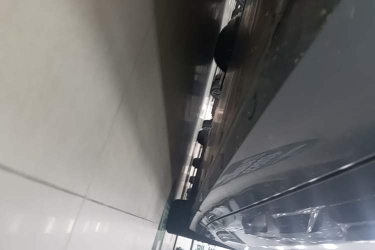 Used Lynk & Co Z10 2025 95 kWh 766 km Range Rear-Wheel Drive Max Left Side Sill