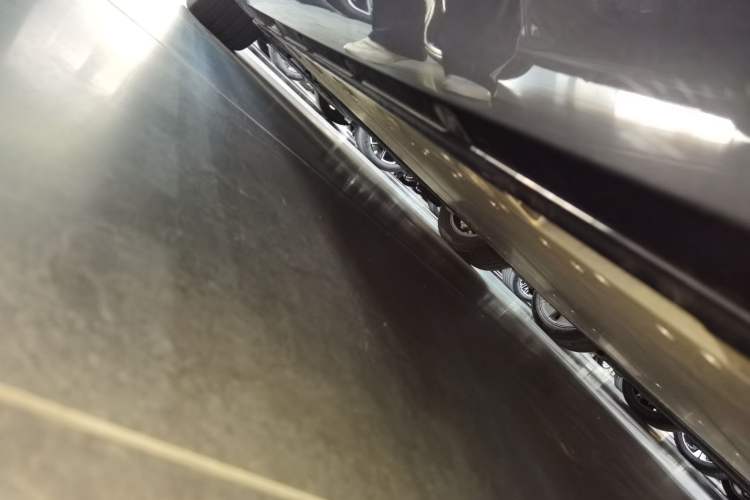 Used Lynk & Co Z10 2025 95 kWh 766 km Range Rear-Wheel Drive Max Left Side Sill