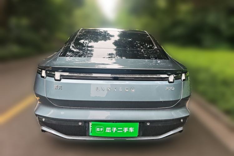 Used Lynk & Co Z10 2025 95 kWh 766 km Range Rear-Wheel Drive Max Rear
